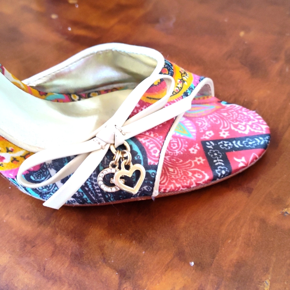 Guess Gwenthuse Open Toe D'orsay Multi Color Pais… - image 8